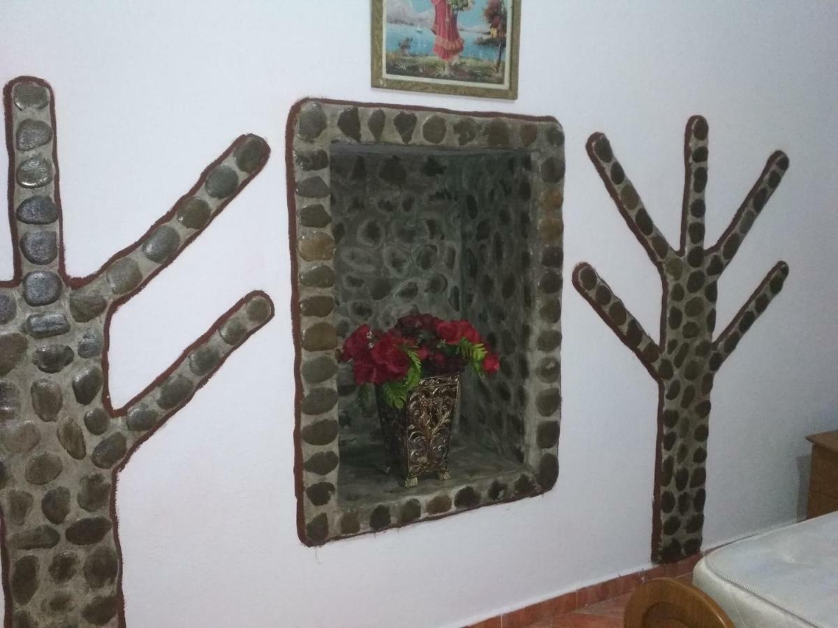 Karafil Guesthouse Gjirokastër Екстериор снимка