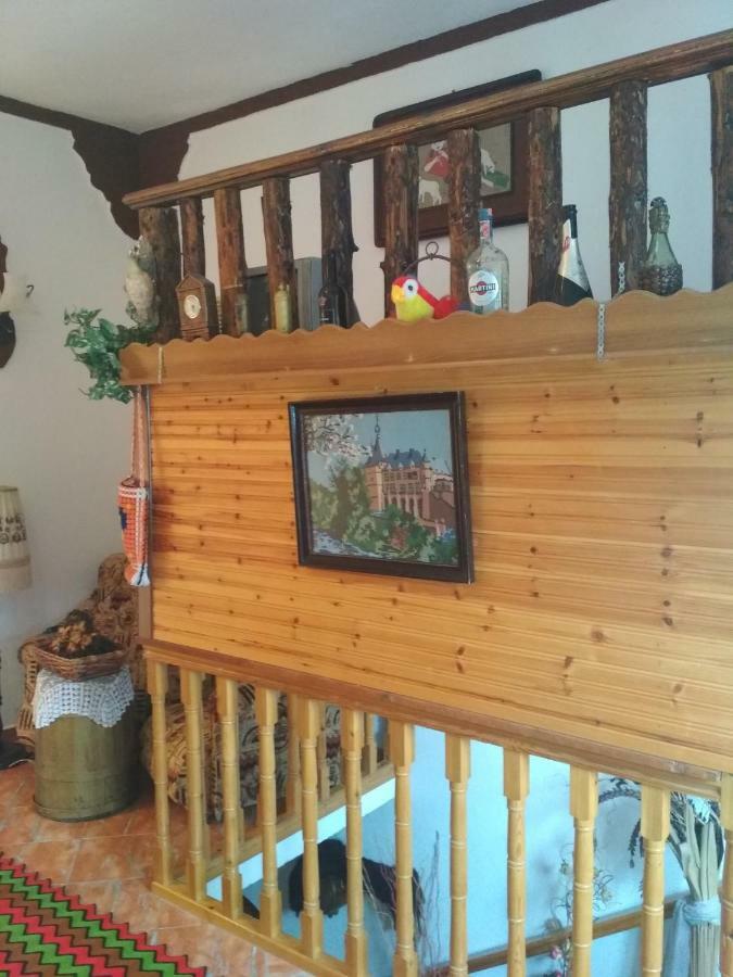 Karafil Guesthouse Gjirokastër Екстериор снимка